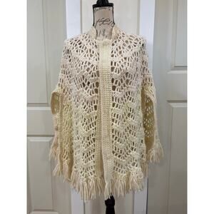 70s Vintage Handmade Cream Crocheted Fringed Cape Shawl